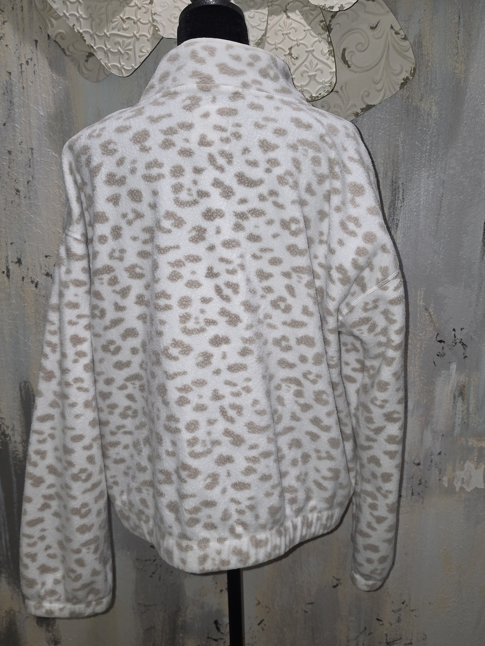 Thread & Supply White Half-Zip Fleece with Taupe Leopard Print - Picture 5 of 9